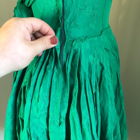 Vintage 1950s Hand Sewn Emerald Green Dress - Picture 8 of 8